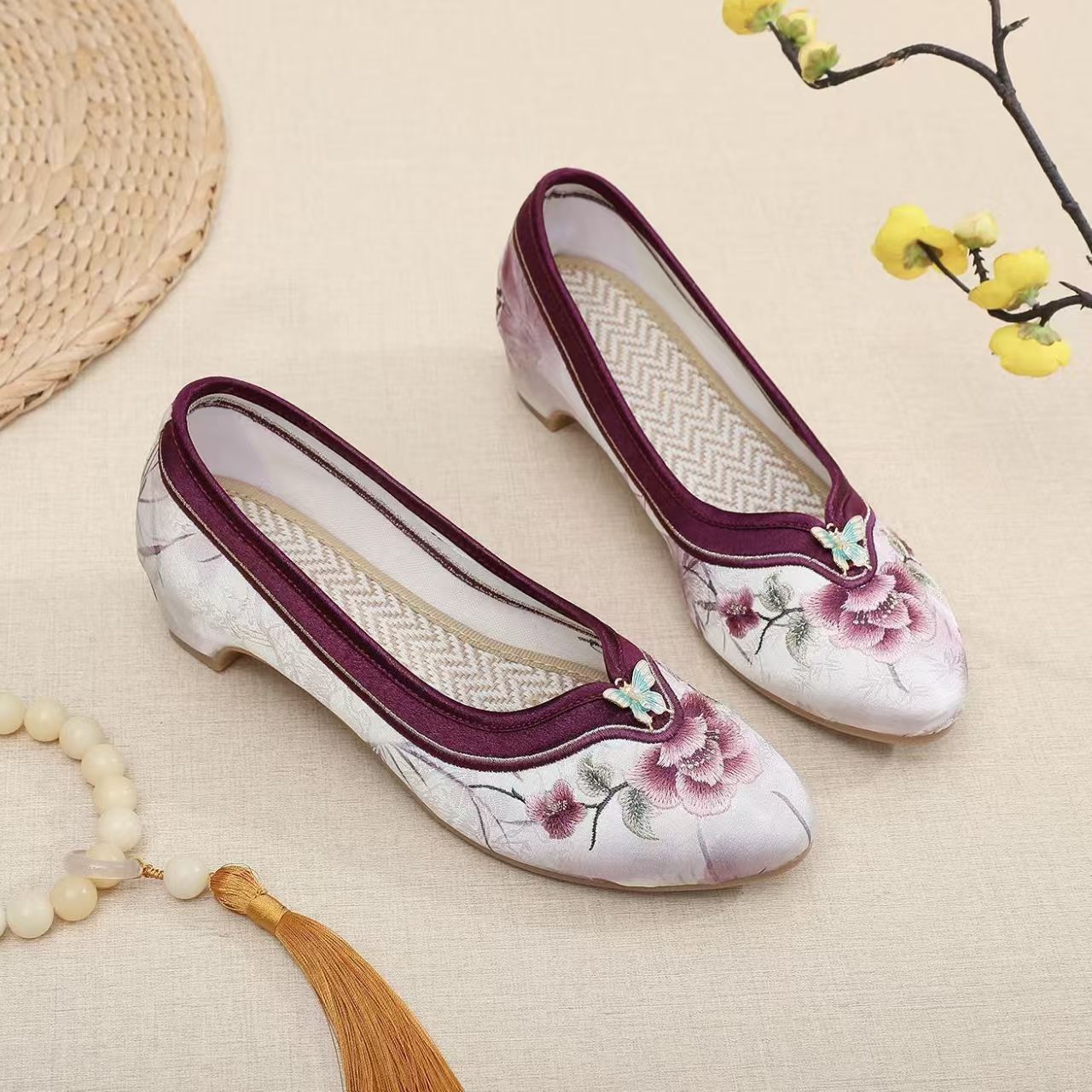 Embroidery Style - Kadın Düşük Topuklu İşlemeli Cheongsam Ayakkabı