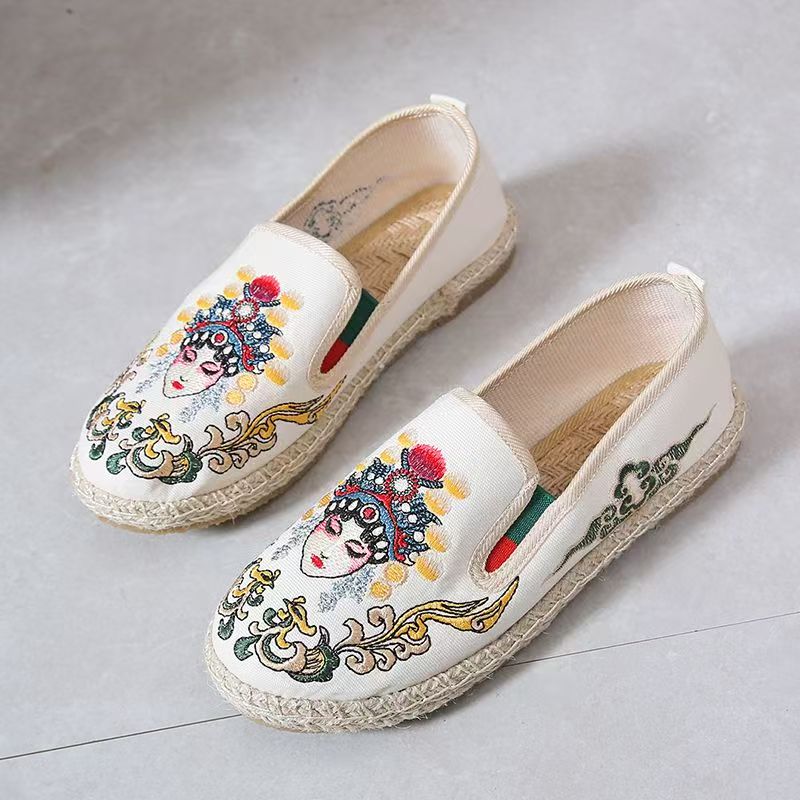 Embroidery Style - Kadın Düz Taban İşlemeli Kumaş Ayakkabılar